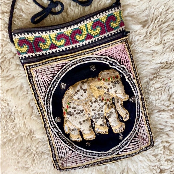 Vintage Indian Embroidered Elephant Shoulder Bag - Picture 1 of 8